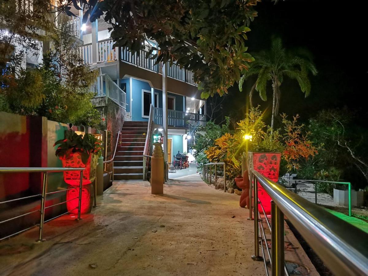 Hotel Ticozuma Монтесума Екстериор снимка