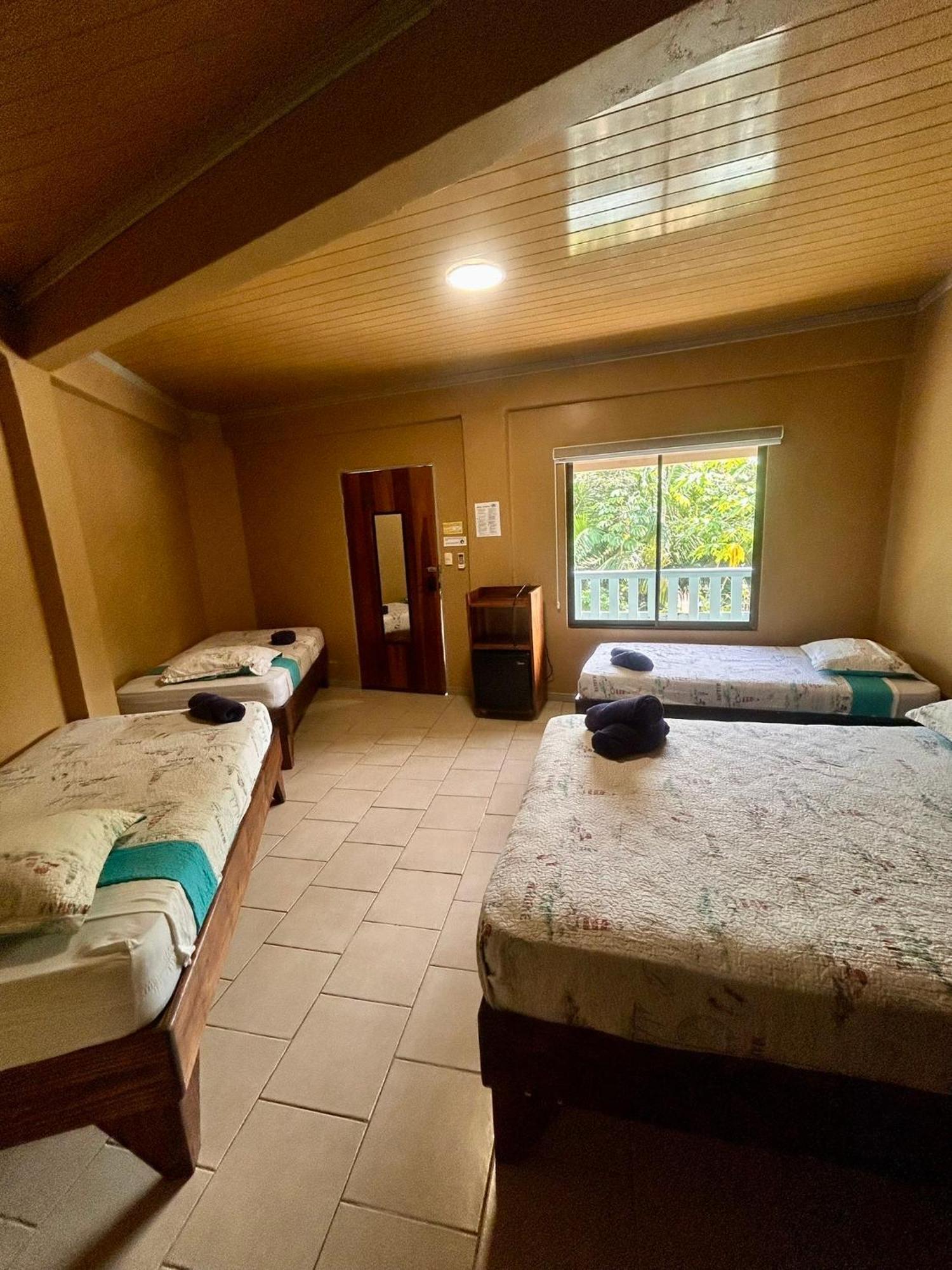 Hotel Ticozuma Монтесума Екстериор снимка